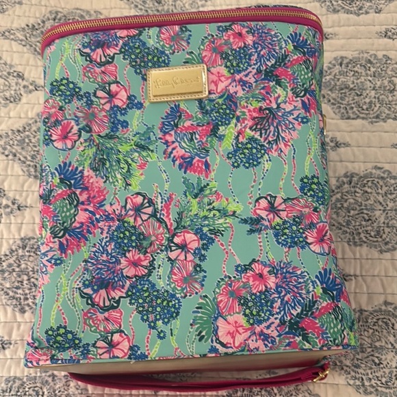 Lilly Pulitzer cooler - Picture 1 of 5
